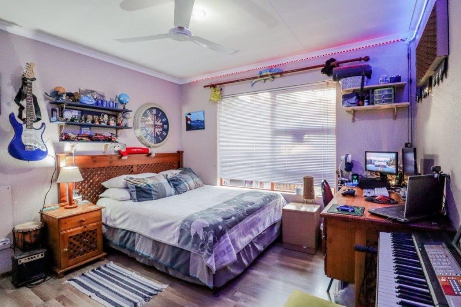 3 Bedroom Property for Sale in Van Riebeeck Park Gauteng