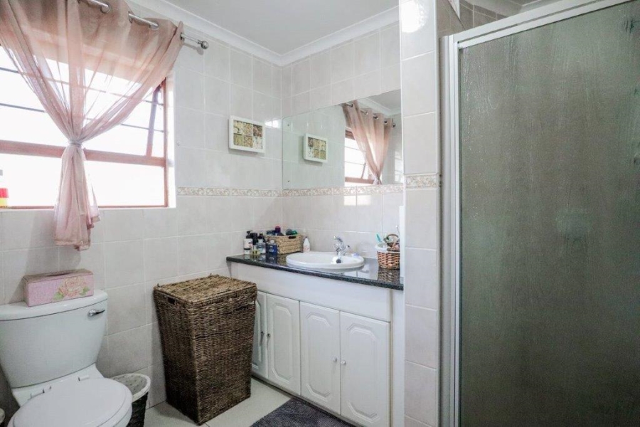 3 Bedroom Property for Sale in Van Riebeeck Park Gauteng