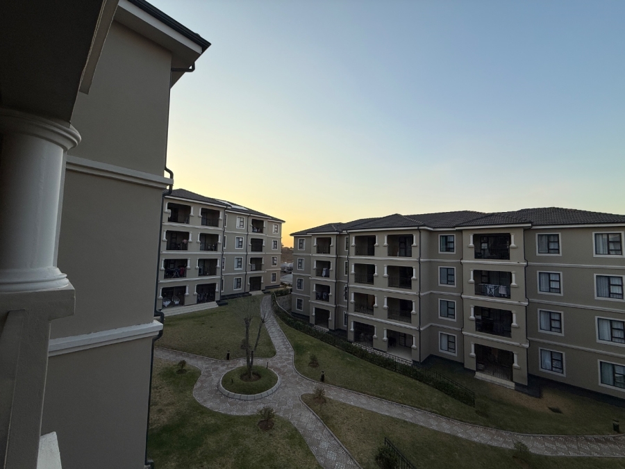 To Let 2 Bedroom Property for Rent in Blue Hills Gauteng
