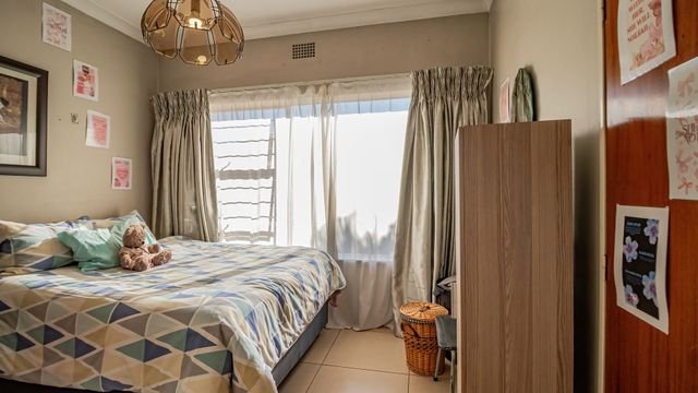 4 Bedroom Property for Sale in Meadowbrook Gauteng