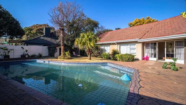 4 Bedroom Property for Sale in Meadowbrook Gauteng