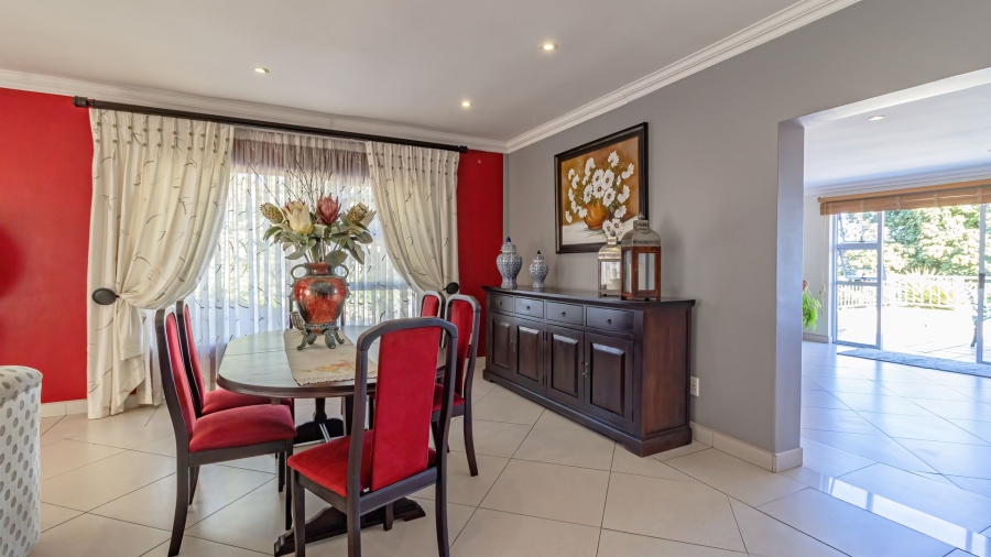 4 Bedroom Property for Sale in Oakdene Gauteng