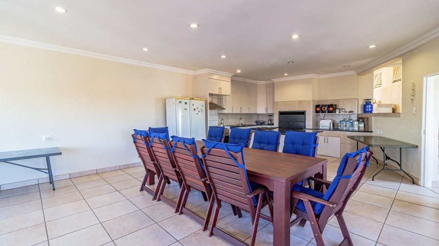 4 Bedroom Property for Sale in Oakdene Gauteng