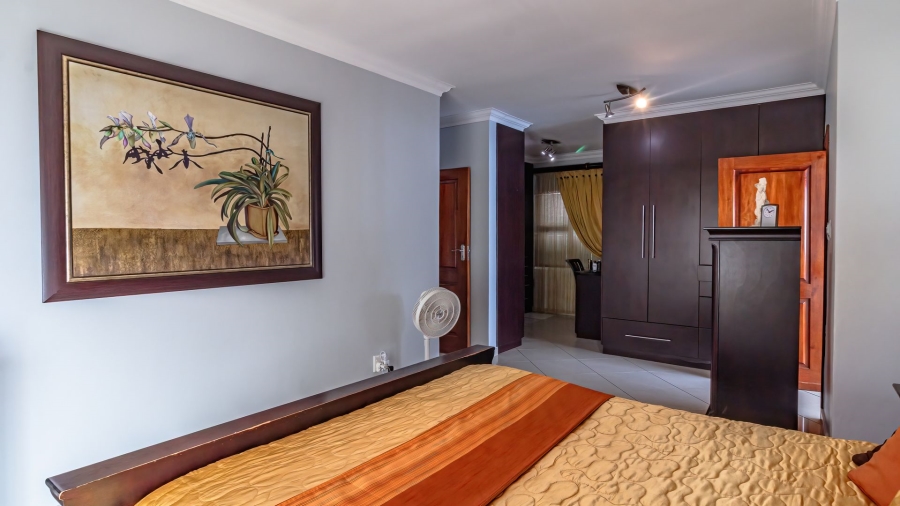 4 Bedroom Property for Sale in Oakdene Gauteng