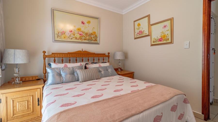 4 Bedroom Property for Sale in Oakdene Gauteng