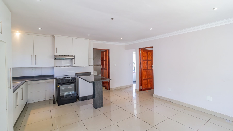 4 Bedroom Property for Sale in Oakdene Gauteng