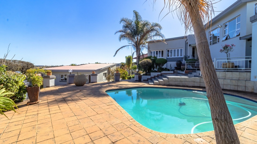 4 Bedroom Property for Sale in Oakdene Gauteng
