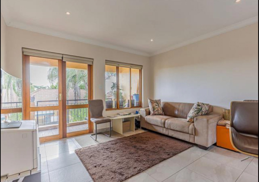 2 Bedroom Property for Sale in Lonehill Gauteng