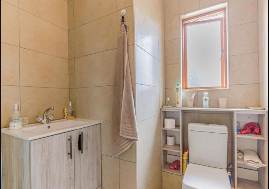 2 Bedroom Property for Sale in Lonehill Gauteng
