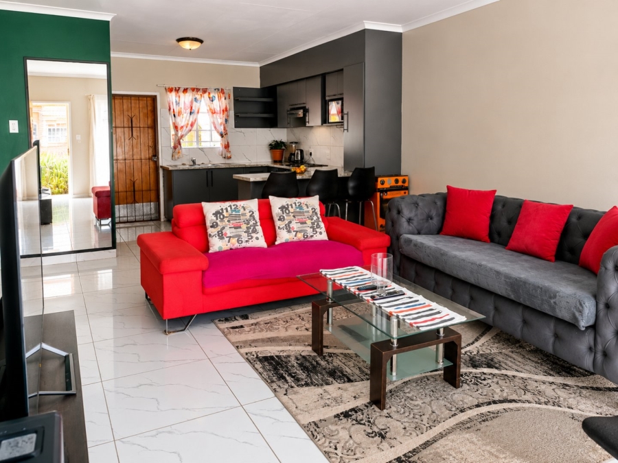 2 Bedroom Property for Sale in Noordwyk Gauteng