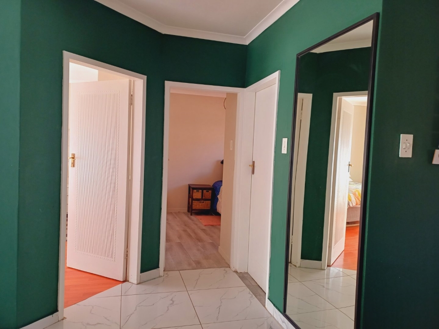 2 Bedroom Property for Sale in Noordwyk Gauteng