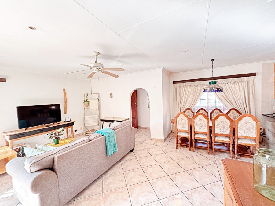 3 Bedroom Property for Sale in Amberfield Gauteng