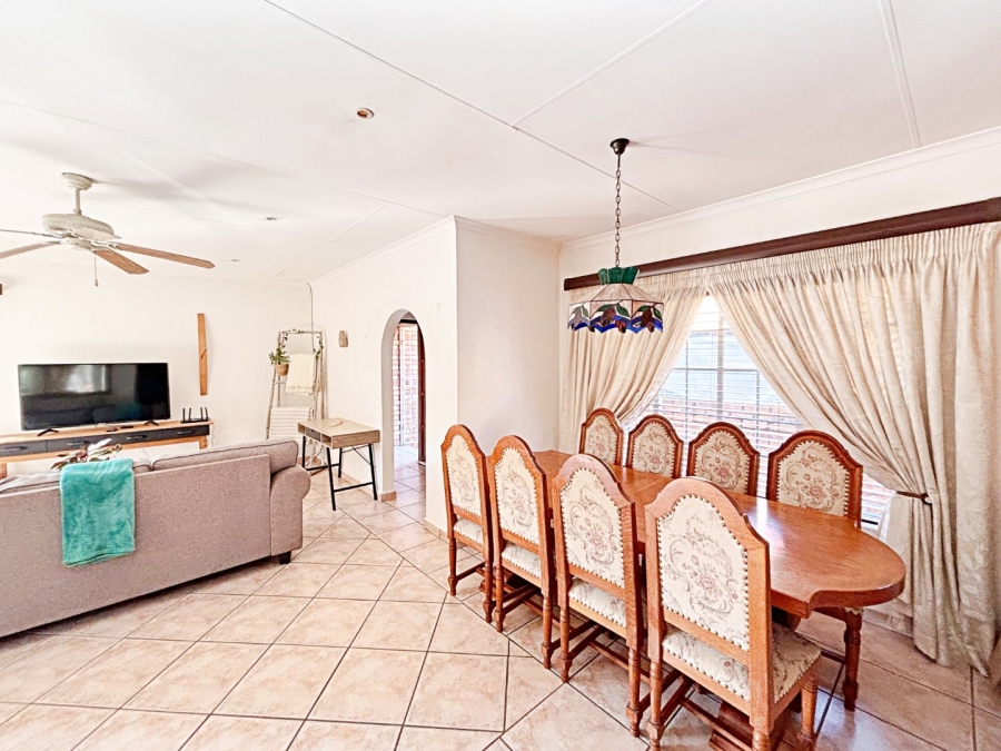 3 Bedroom Property for Sale in Amberfield Gauteng