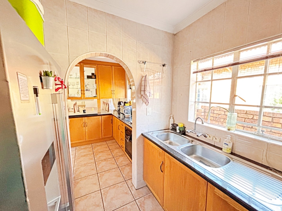 3 Bedroom Property for Sale in Amberfield Gauteng