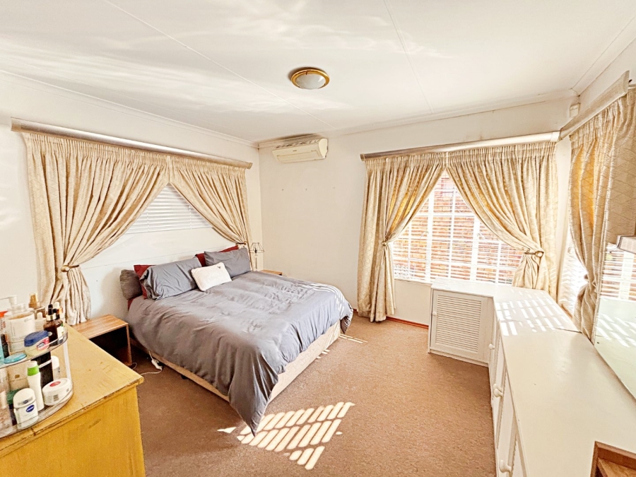 3 Bedroom Property for Sale in Amberfield Gauteng