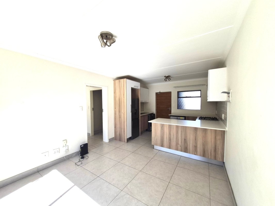 1 Bedroom Property for Sale in Modderfontein Gauteng
