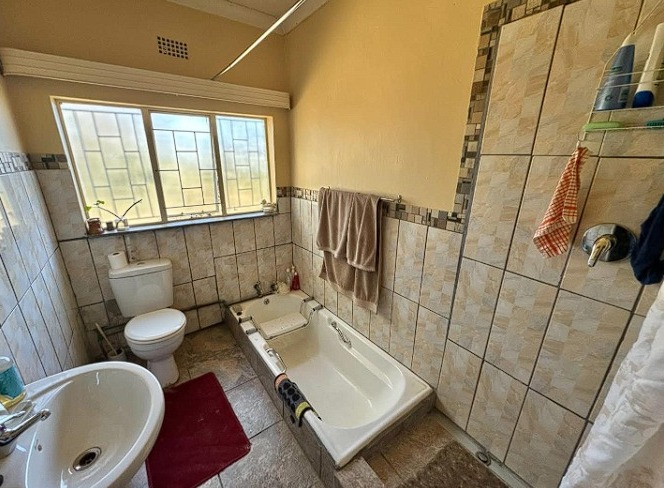 Commercial Property for Sale in Dinokeng Game Reserve Gauteng