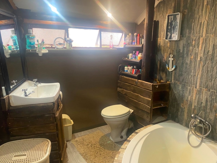 Commercial Property for Sale in Dinokeng Game Reserve Gauteng