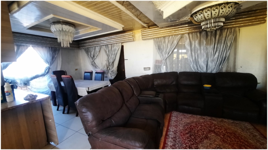  Bedroom Property for Sale in Clayville Gauteng