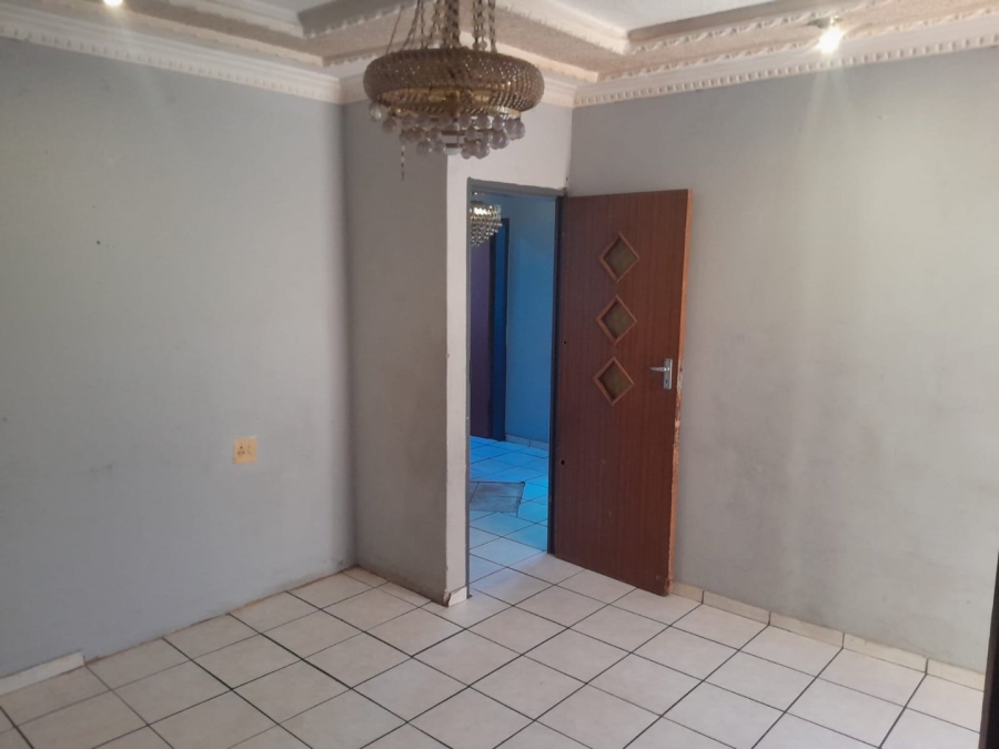 4 Bedroom Property for Sale in Soshanguve L Gauteng