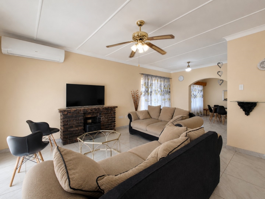 3 Bedroom Property for Sale in Woodmere Gauteng