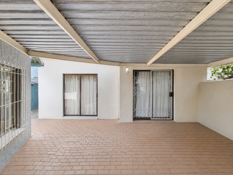 3 Bedroom Property for Sale in Woodmere Gauteng