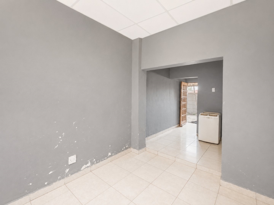 3 Bedroom Property for Sale in Woodmere Gauteng