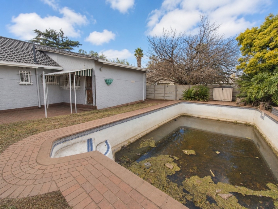 3 Bedroom Property for Sale in Woodmere Gauteng