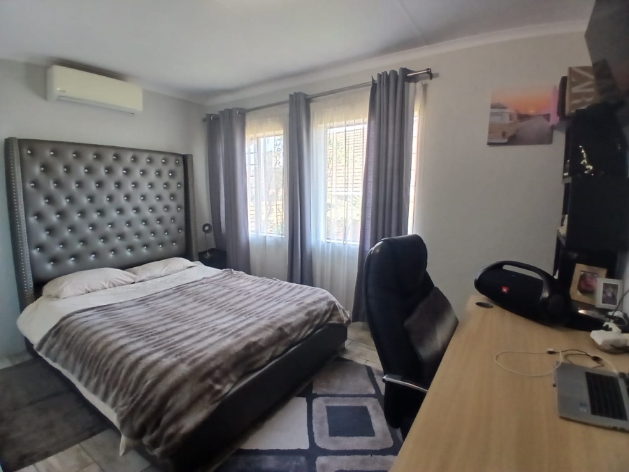 To Let 3 Bedroom Property for Rent in Brummeria Gauteng