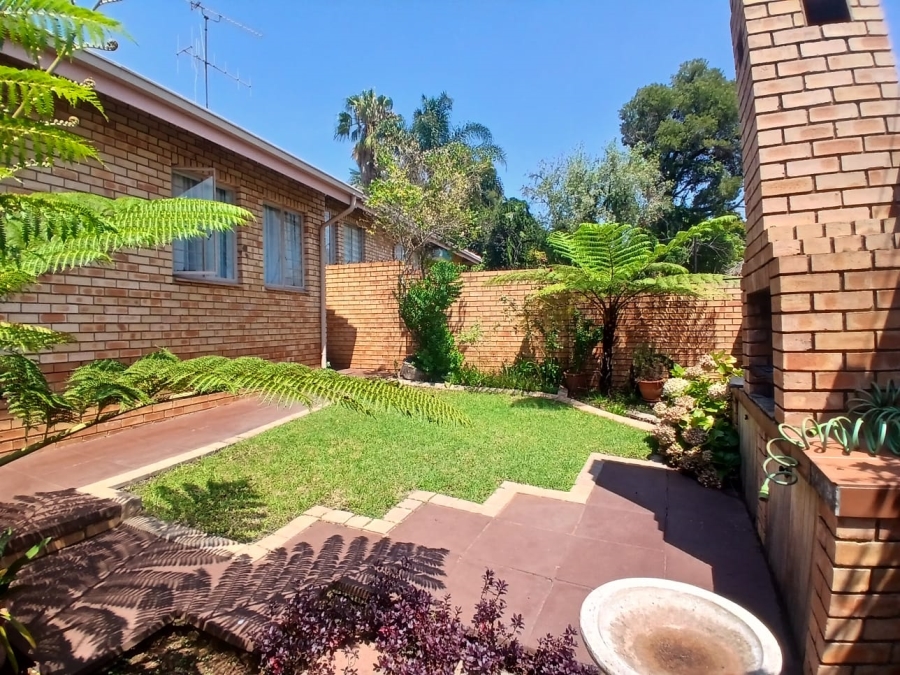 To Let 3 Bedroom Property for Rent in Brummeria Gauteng