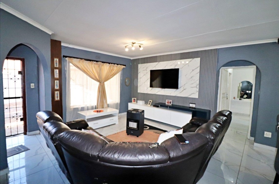 3 Bedroom Property for Sale in Simmerfield Gauteng