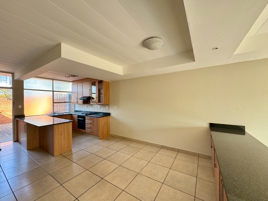 To Let 2 Bedroom Property for Rent in Lyttelton Manor Gauteng