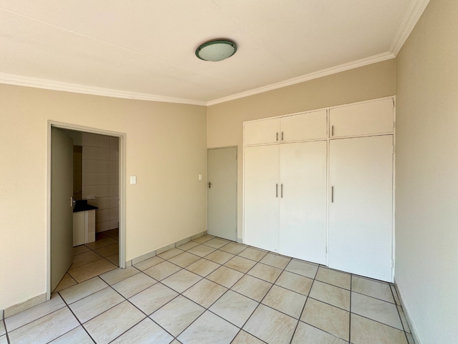 To Let 2 Bedroom Property for Rent in Lyttelton Manor Gauteng
