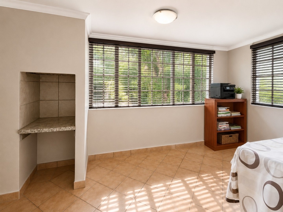 3 Bedroom Property for Sale in Faerie Glen Gauteng