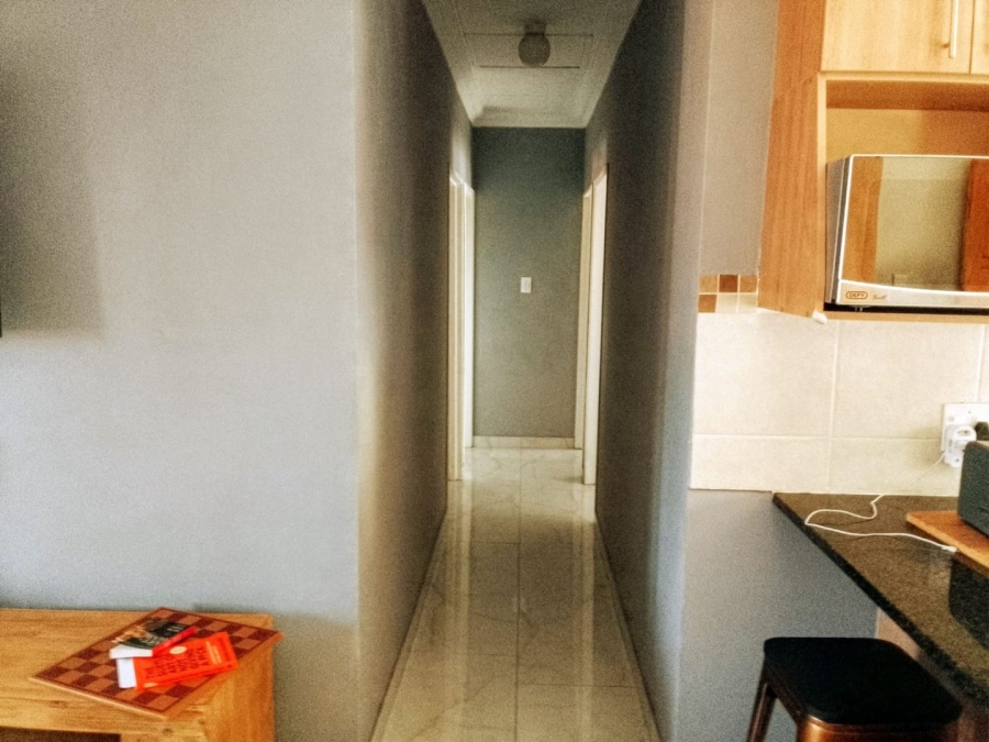To Let 3 Bedroom Property for Rent in Kibler Park Gauteng