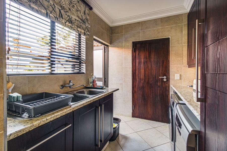 To Let 4 Bedroom Property for Rent in Rynfield Gauteng