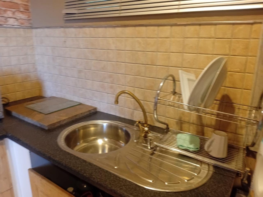 To Let 1 Bedroom Property for Rent in Parkdene Gauteng