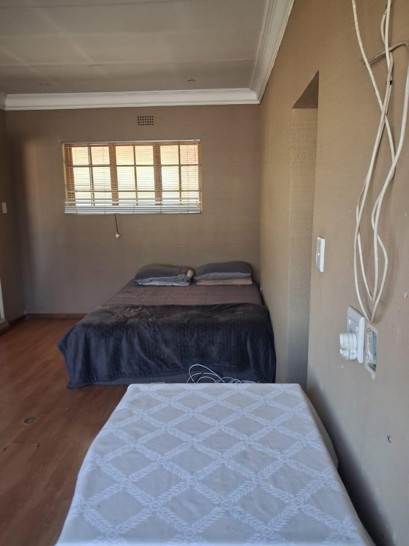 To Let 1 Bedroom Property for Rent in Parkdene Gauteng