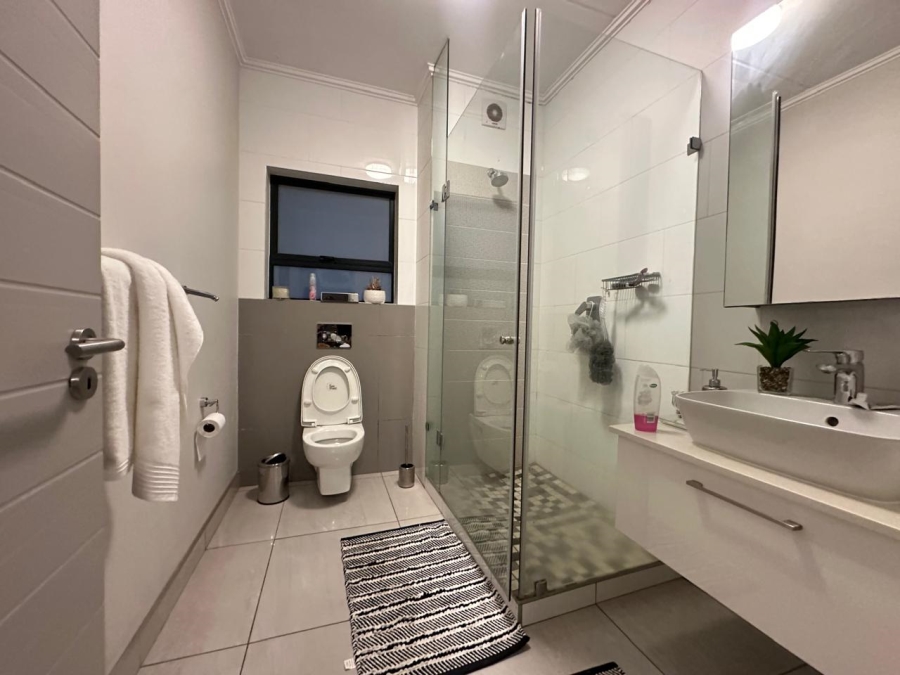 To Let 2 Bedroom Property for Rent in Glen Marais Gauteng