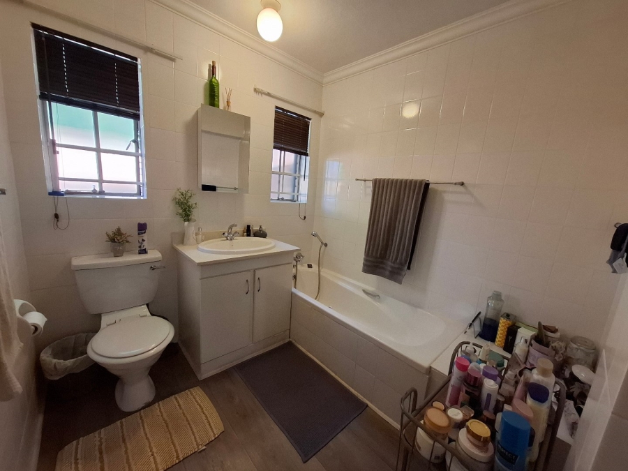 3 Bedroom Property for Sale in Eldoraigne Gauteng