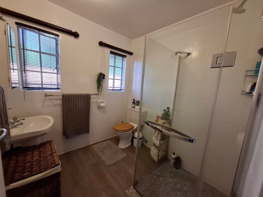 3 Bedroom Property for Sale in Eldoraigne Gauteng