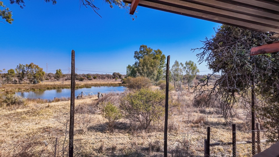 Commercial Property for Sale in Dinokeng Game Reserve Gauteng