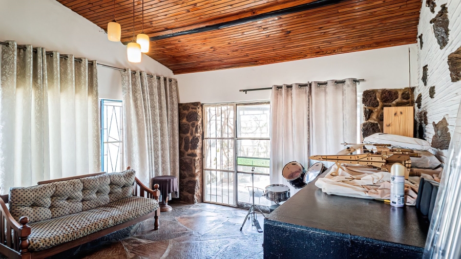 Commercial Property for Sale in Dinokeng Game Reserve Gauteng