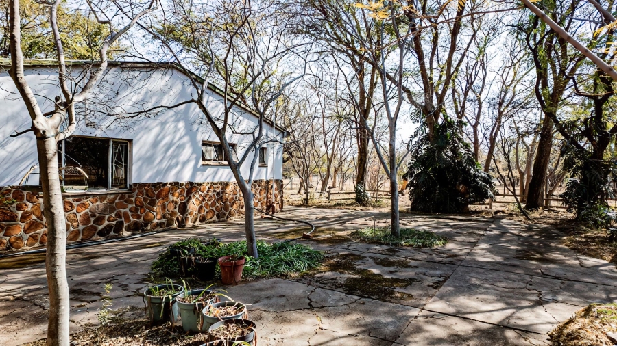 Commercial Property for Sale in Dinokeng Game Reserve Gauteng