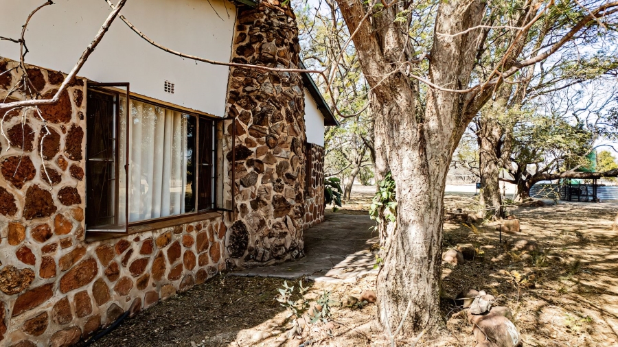 Commercial Property for Sale in Dinokeng Game Reserve Gauteng