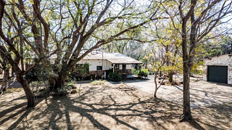 Commercial Property for Sale in Dinokeng Game Reserve Gauteng