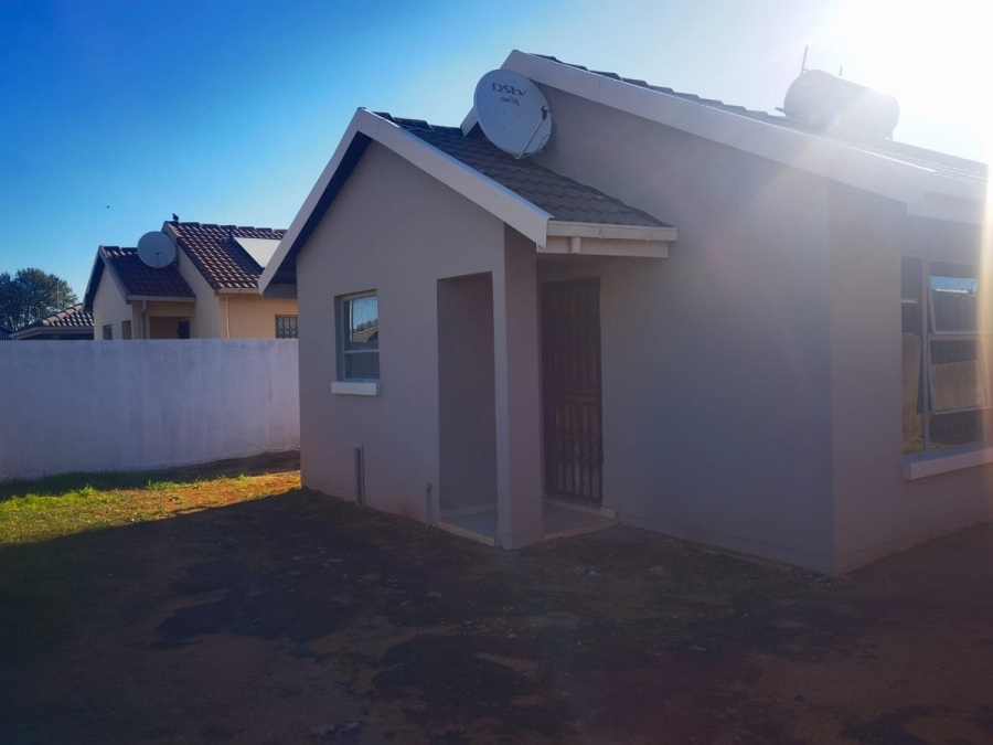 2 Bedroom Property for Sale in Crystal Park Gauteng