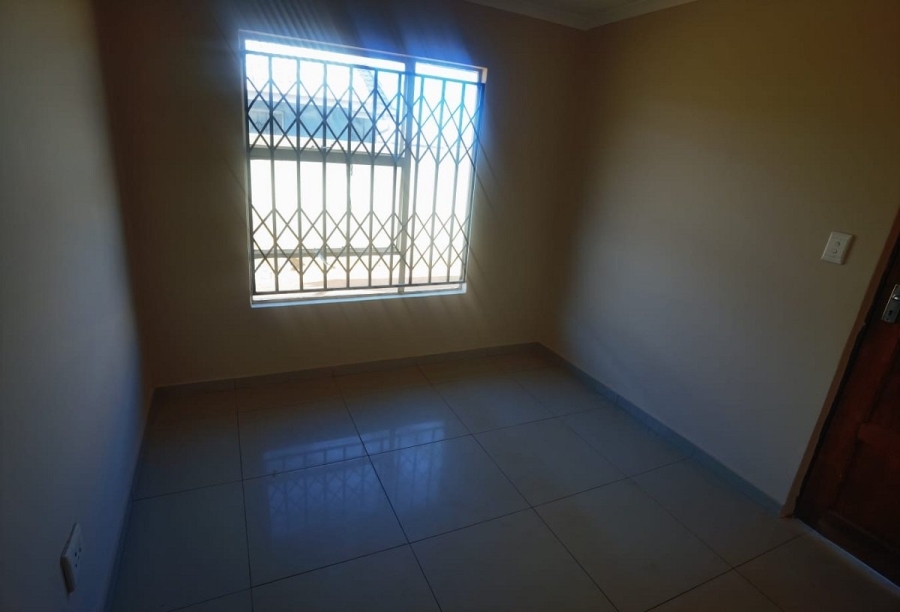 2 Bedroom Property for Sale in Crystal Park Gauteng