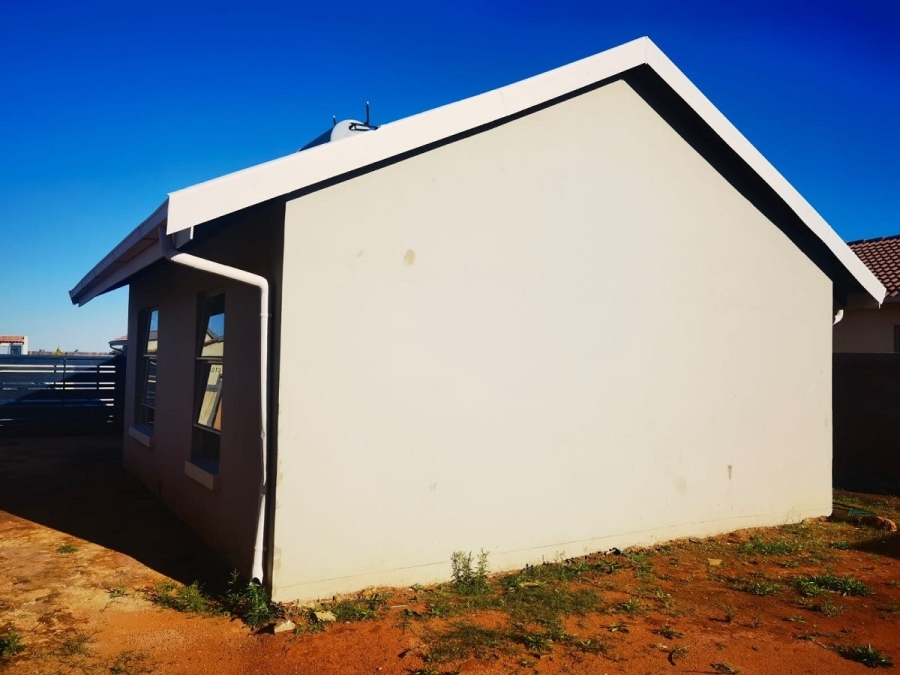2 Bedroom Property for Sale in Crystal Park Gauteng