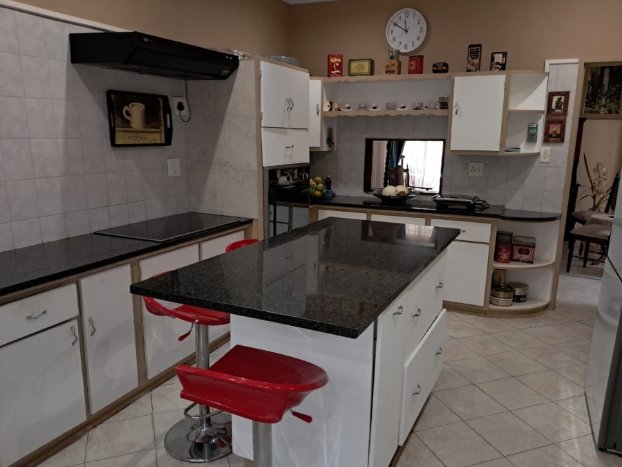 4 Bedroom Property for Sale in Wonderboom Gauteng